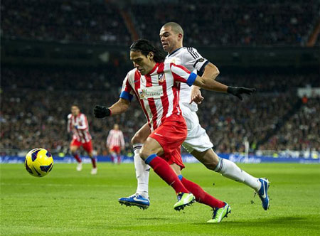 Falcao không thể hiện được gì trong cuộc so tài với Real Madrid